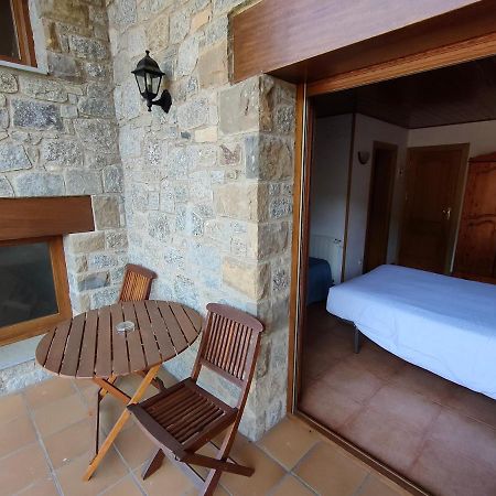 Hostal Cal Mestre Vilallonga de Ter Exterior foto